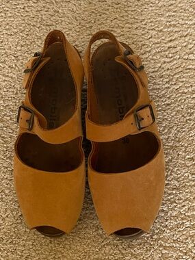 The Mephisto Mobils Comfort Wedge Tan Nubuck Sandals Size 8